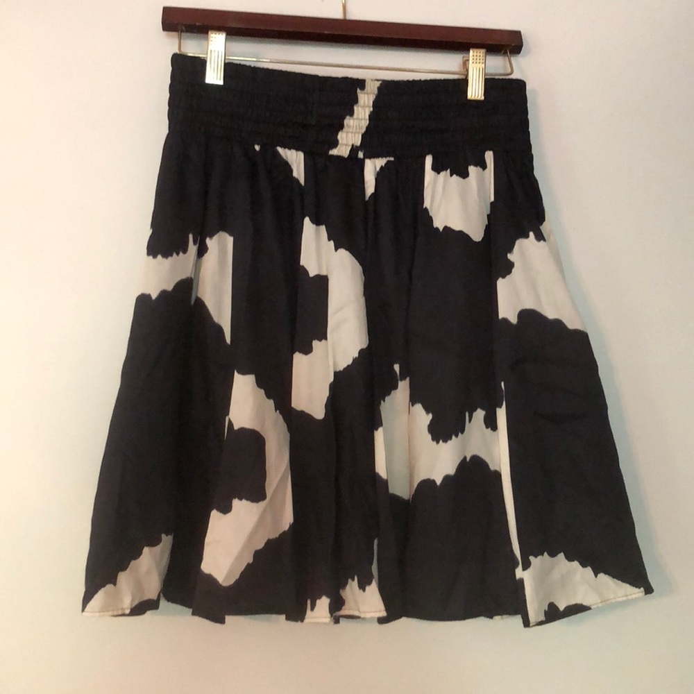 Black/white printed skirt